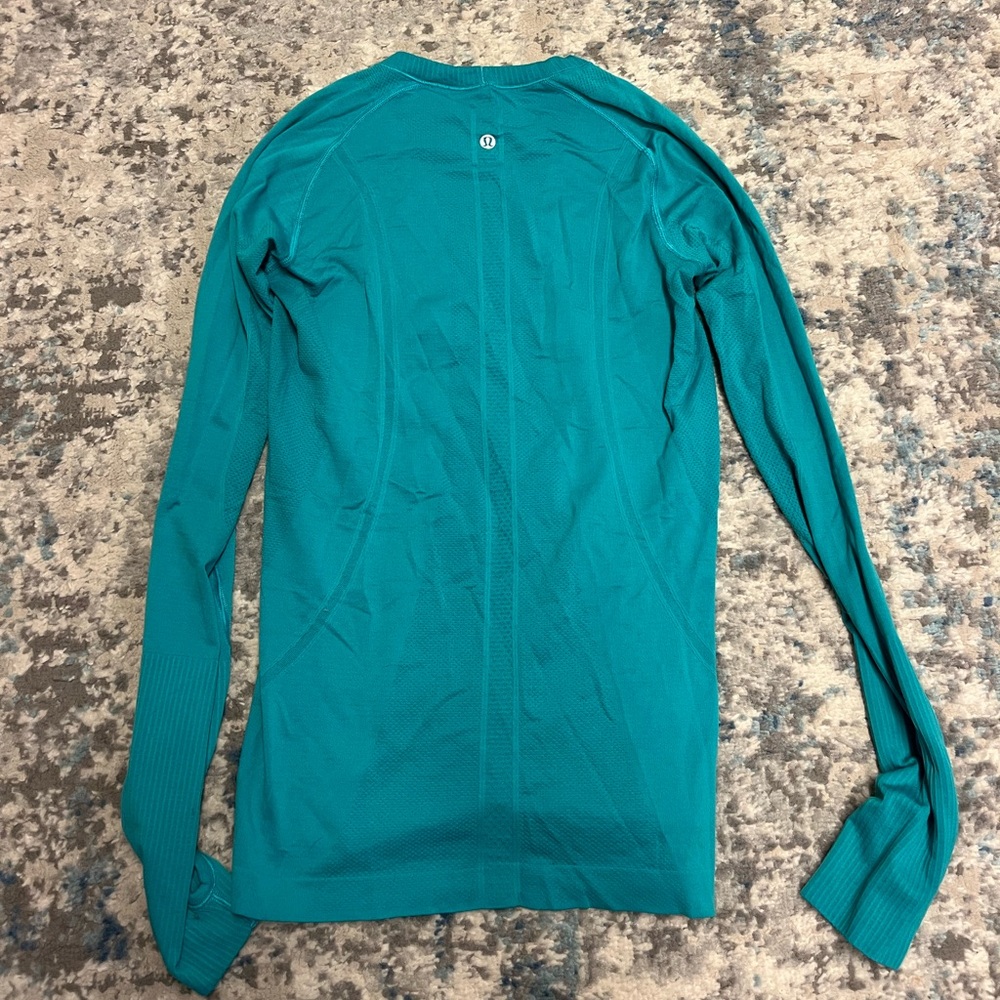 lululemon athletica Long Sleeve Tee in Teal